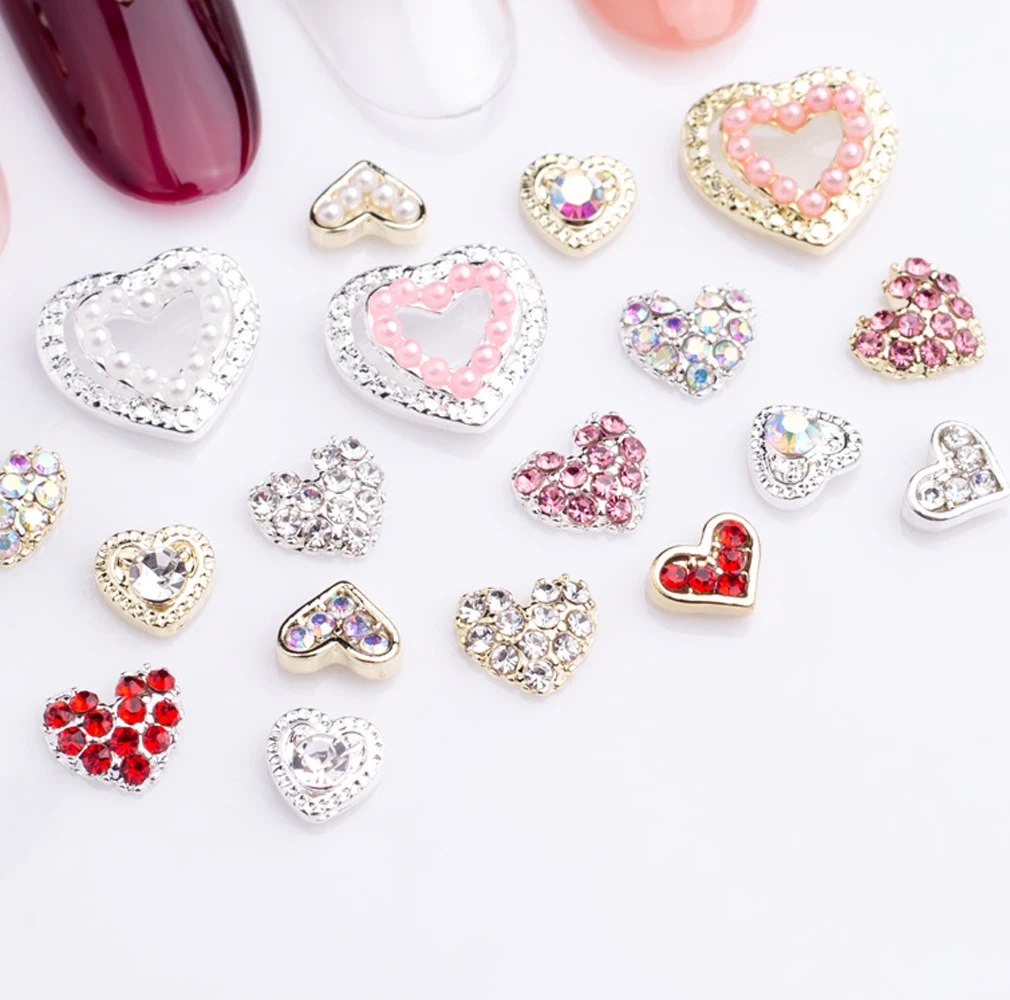 10Pcs Liefdevolle Hart Nail Art Decoraties 3D Legering Valentijnsdag Vergulden Glitter Harten Diamanten Nagel Charmes Diy Nagel levert