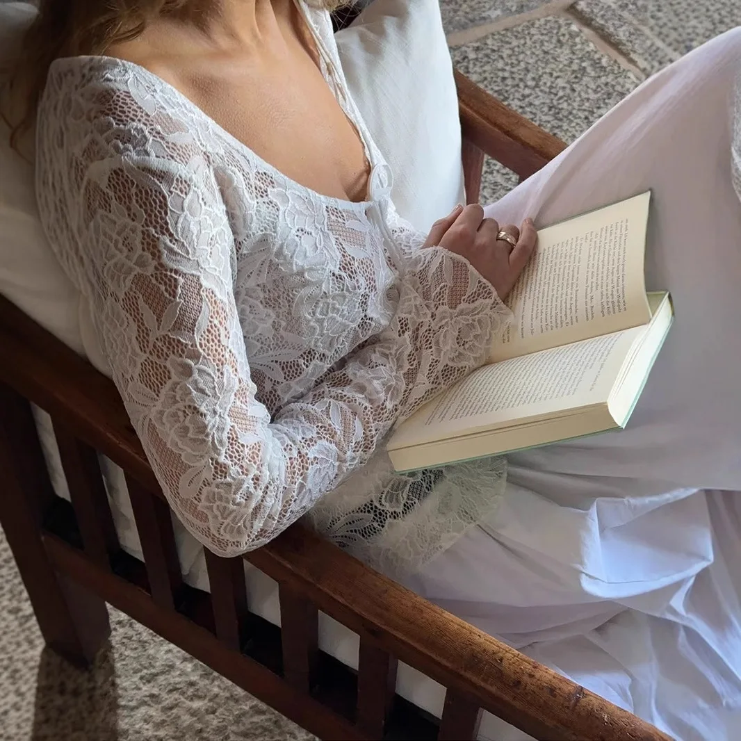 

Long-sleeved Lace Shirts for Women Can Be Layered in Spring and Summer, Sweet and Spicy Pure Desire Blouses, Sunscreen Tops