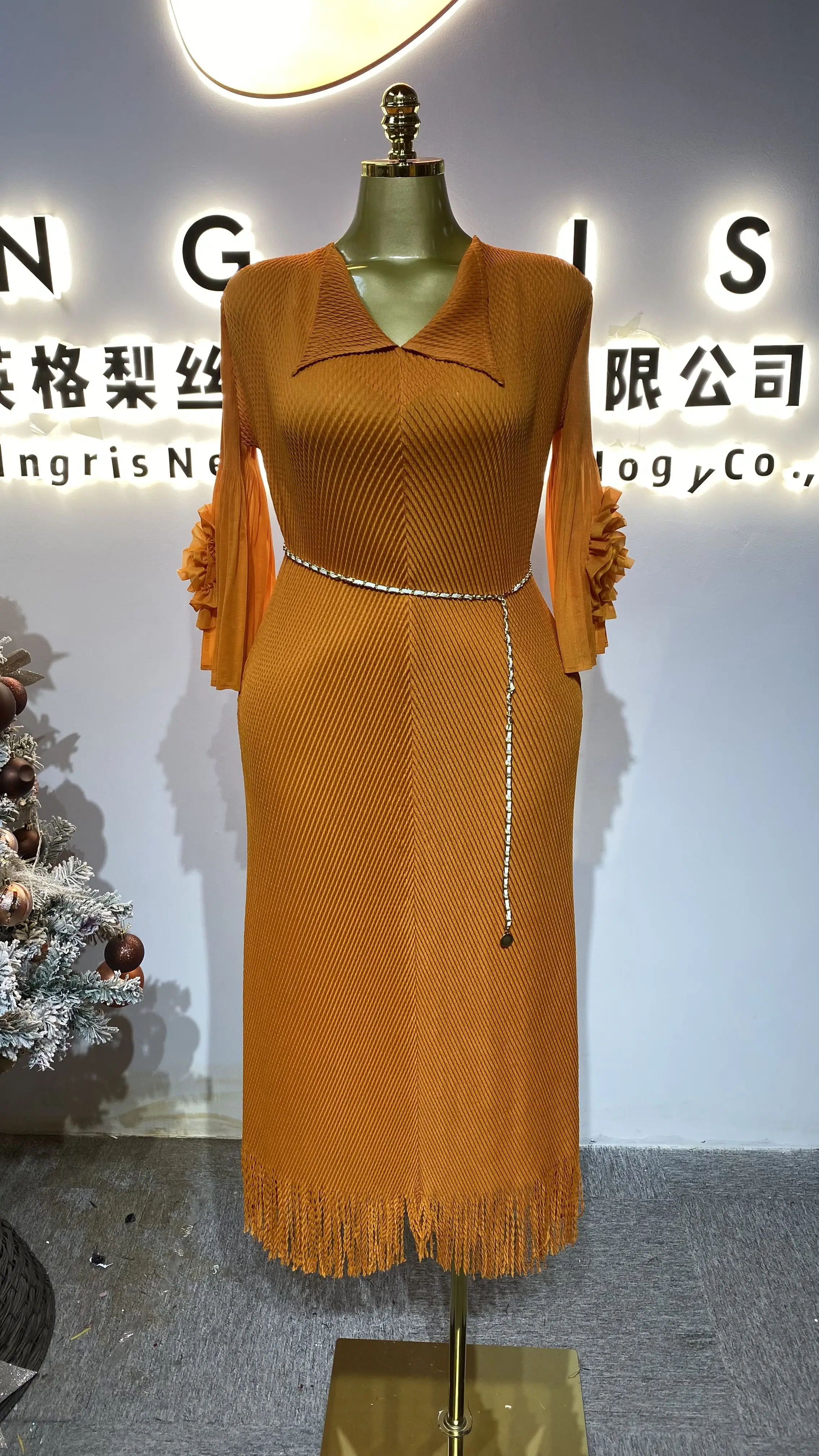 

Elegant pleated solid color V-neck belted Zhongshan suit with tassels Maxi plus size summer women's clothing-GZXX369