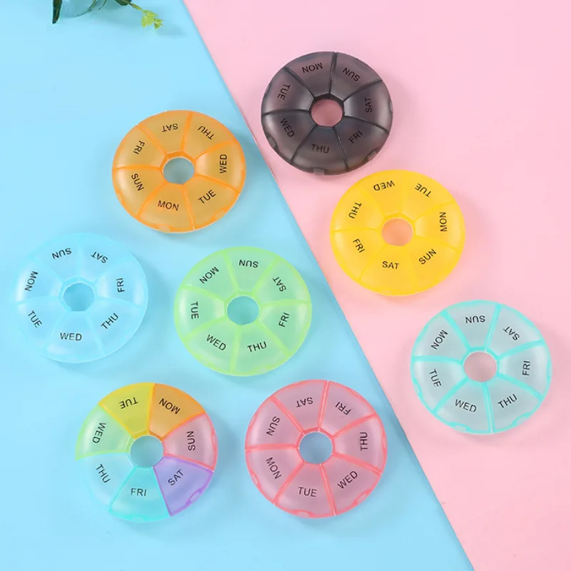 1Pcs Round Pill Case Plastic 7 Days Weekly Tablet Candy Box Portable Storage Tablet Holder Travel Organizer Pill Container