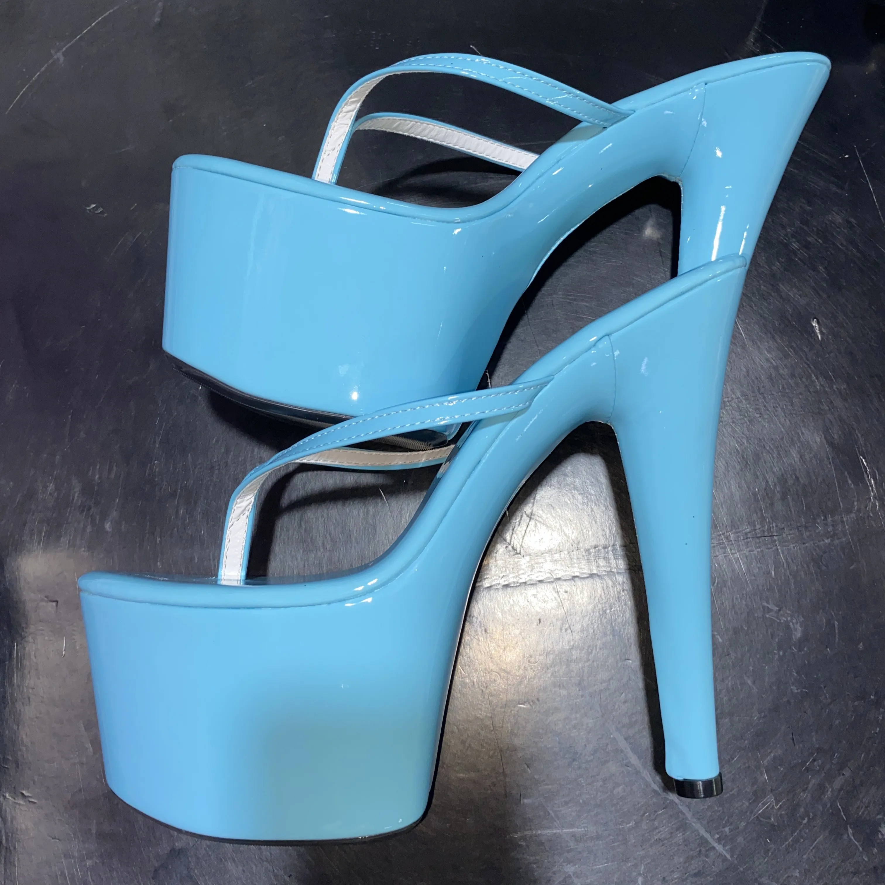 

Sky blue 8 inch fashion princess sandals, sexy model stage flip-flops, 20cm summer runway slippers color can be customized