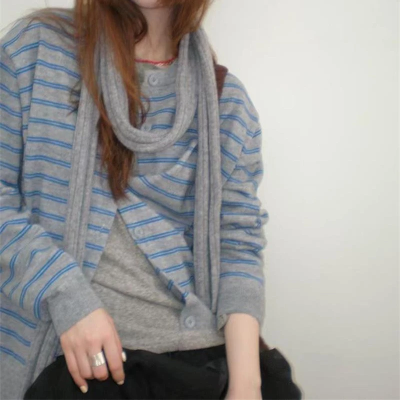 

Casual Retro Round Neck Contrast Striped Cardigan Simple Single-breasted Sweater Autumn and Winter Tops
