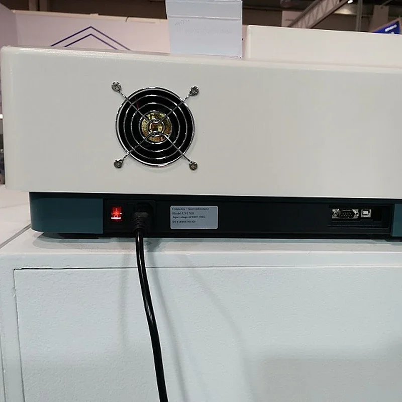 

UV755B Био однолучевой спектрофотометр UV VIS для лабораторного использования по аналитической химии и биохимии