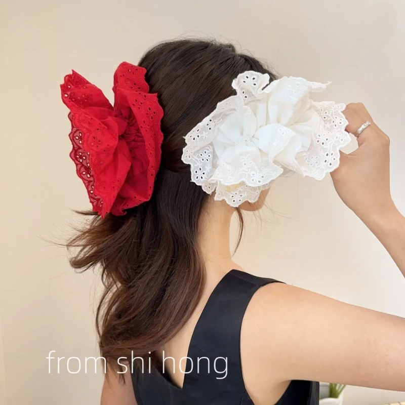 2024 Retro Embroidery Lace Cloth Oversized Hair Claw Clip Headwear for Women Korea Elegant Scrunchies Hairpin Hair Accessories