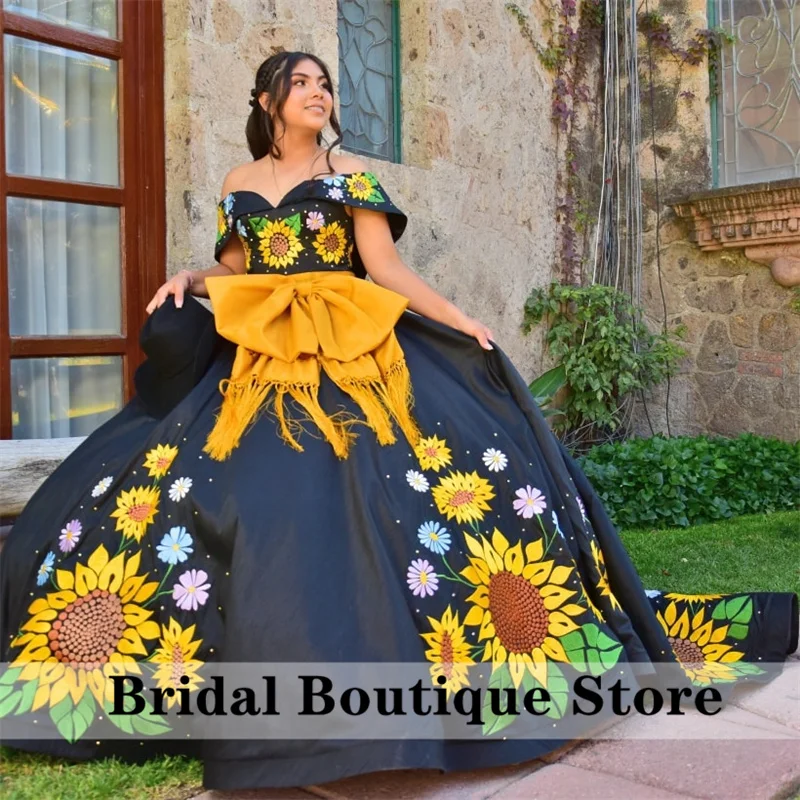 Sunflowers Embroidery Ball Gown Quinceanera Dresses 2024 Crystals Beads Mexican Sweet 16 Dresses Vestidos De 15 Años Customized