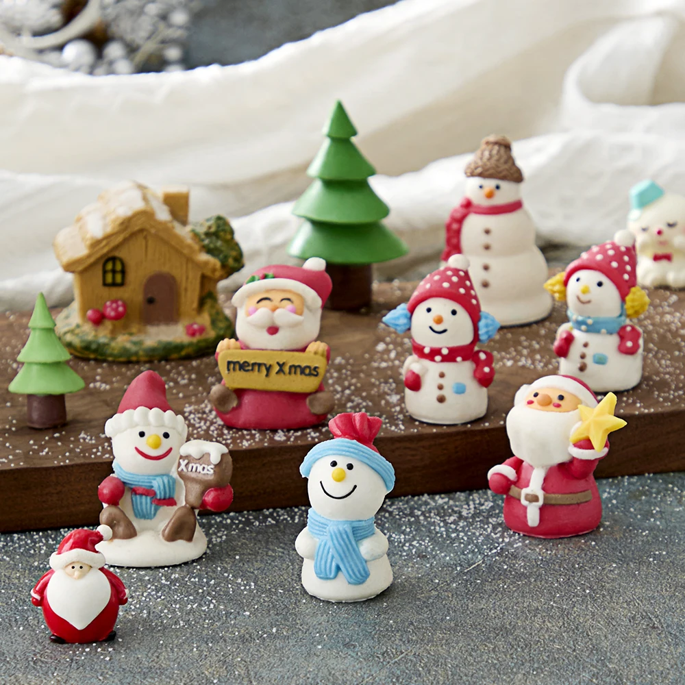 

3d Cartoon Christmas House Silicone Molds Old Man Scarf Snowman Chocolate Plaster Resin Mold Cake Decoration Baking Accessories