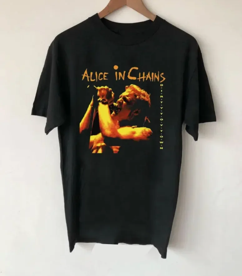 

Layne Staley T-Shirt black men and women Retro Size S -5XL