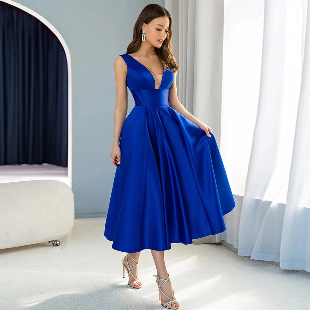 ที่กำหนดเองสี Royal Blue A-Line ชุดราตรีสั้นชาผู้หญิงซาติน V-Neck Backless Prom Gowns Robe De soirée