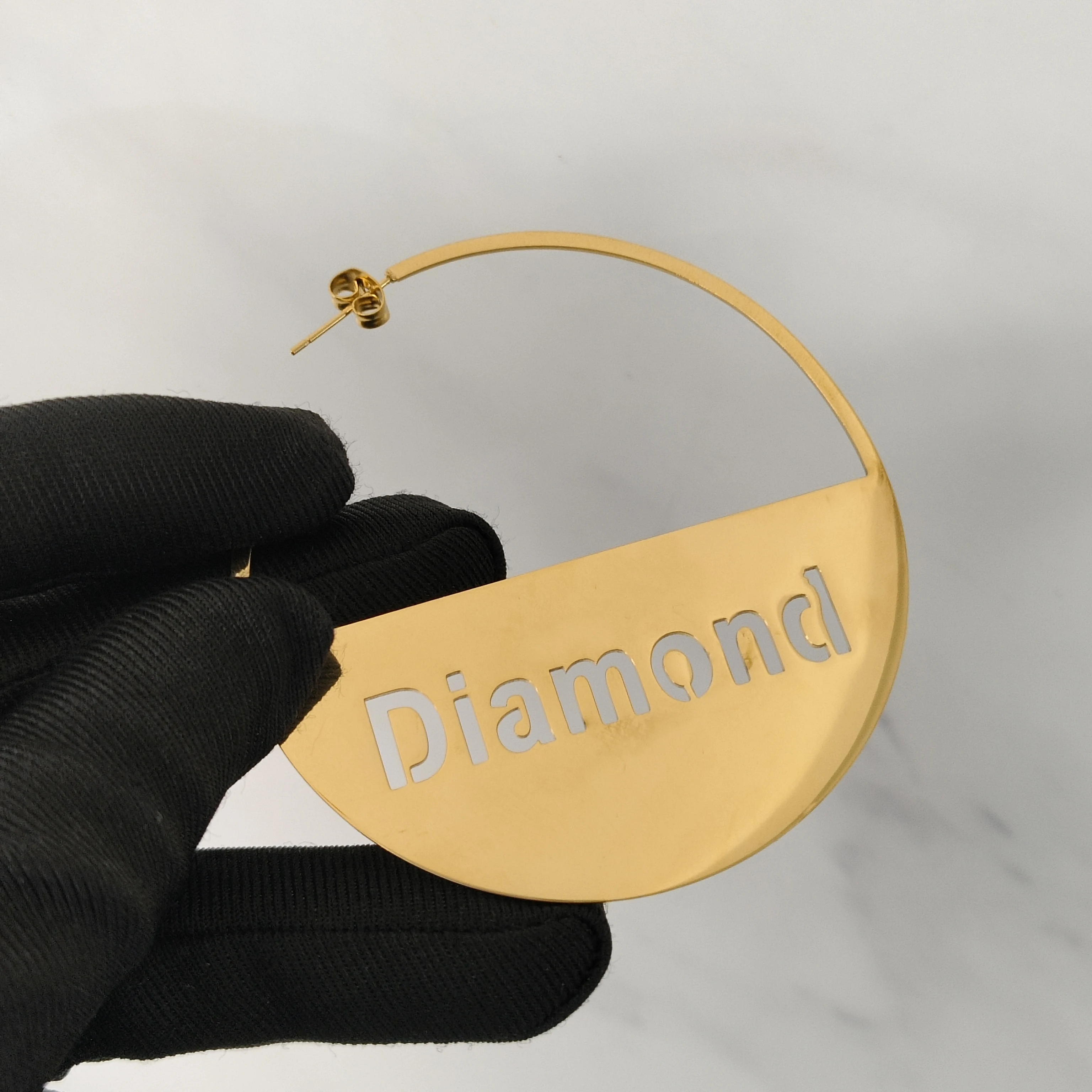 DCEE, venta al por mayor, pendientes huecos con nombre personalizado de 50mm, pendientes con letras personalizadas, regalo del Día de San Valentín, venta directa del fabricante