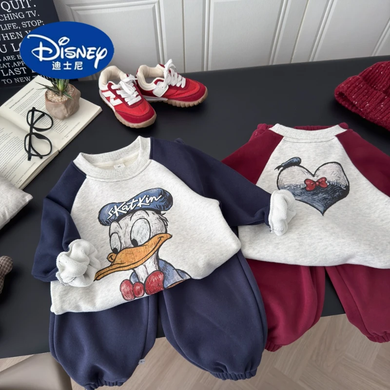 

Disney Donald Duck Kids Fleece Tracksuit Set, Raglan Sleeve Hoodie & Jogger Pants 2-Piece Outfit