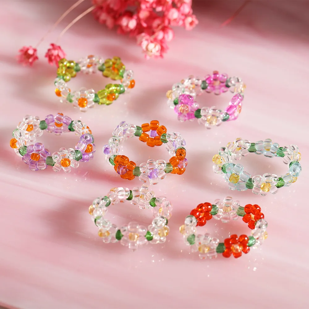 1Pcs Hot Selling Fresh and Sweet Candy Colored Rice Bead Woven Flower Ring for Women, Transparent Bead Elastic Ring Wholesale