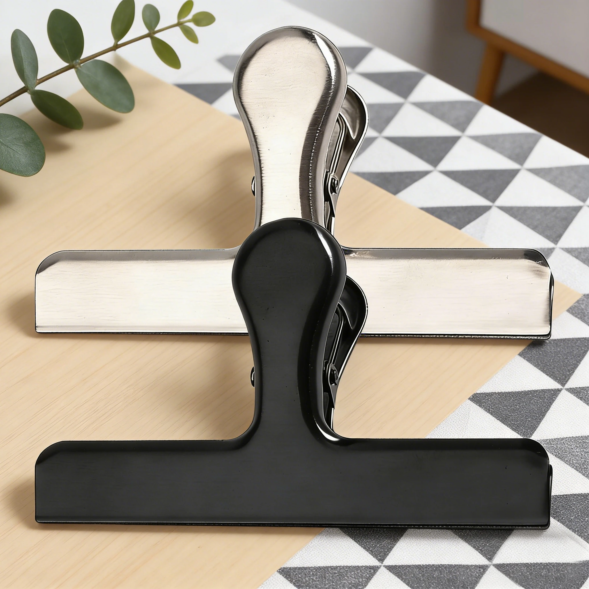 

2pcs 4.72-inch Stainless Steel Food Sealing Clip Heavy Duty Bread Snack Coffee Bag Clips School Office Paper Metal Clamp Kitchen