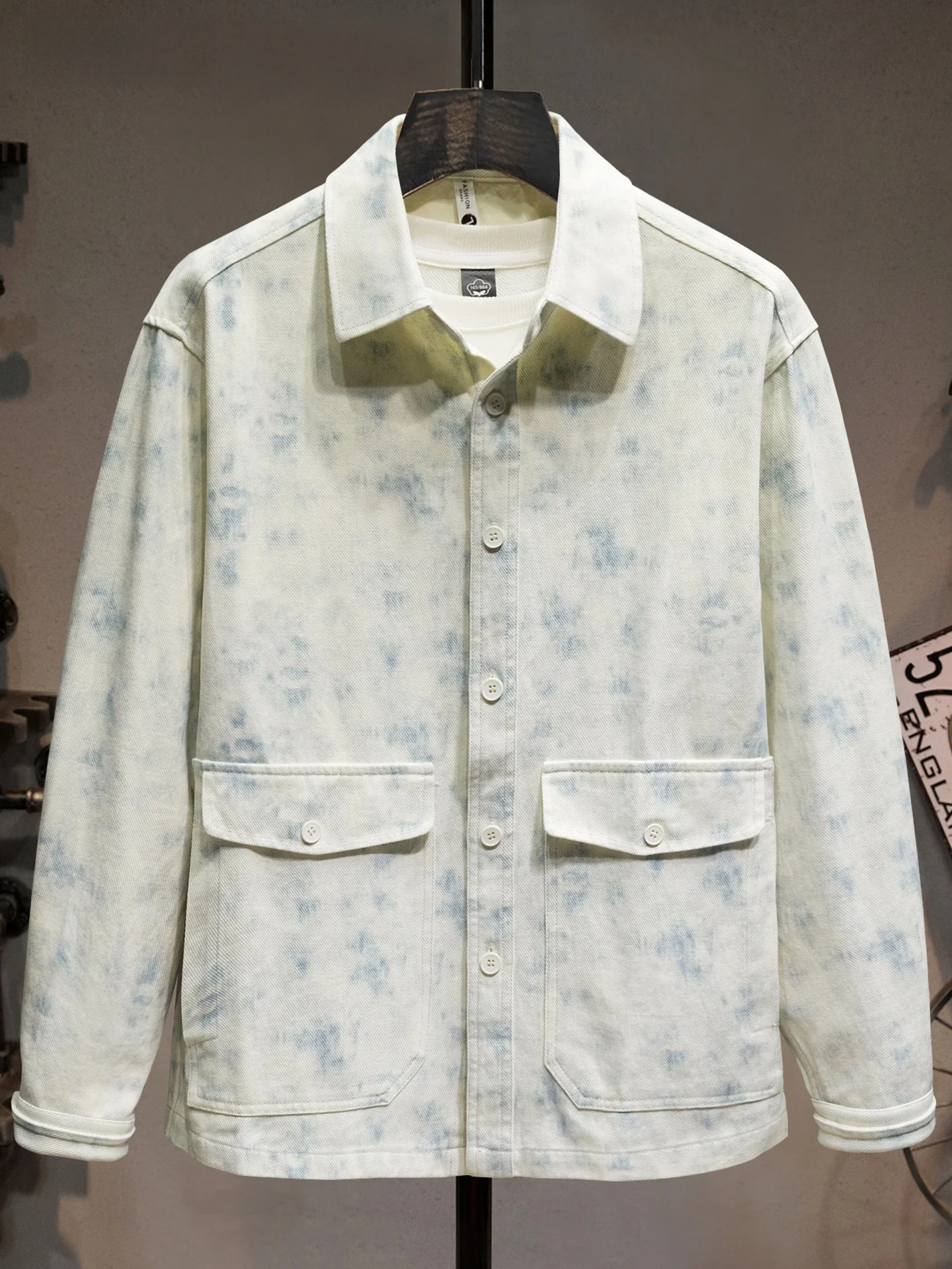 

Мужская осенняя куртка Laid-ba Sle Heavyweight Dyed irt Jaet 2025 года: новая американская трендовая ретро-модель Haome с длинными рукавами