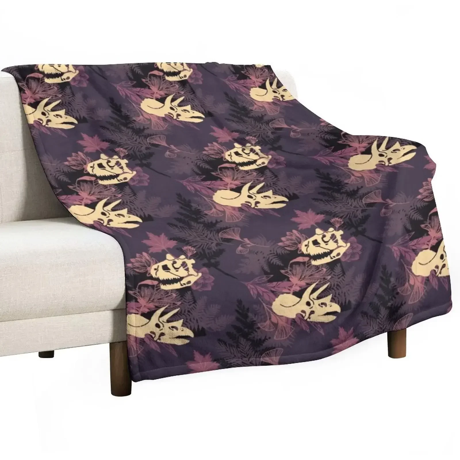 Carnotaurus and Triceratops are very good friends Throw Blanket Summer Custom Sofas Blankets