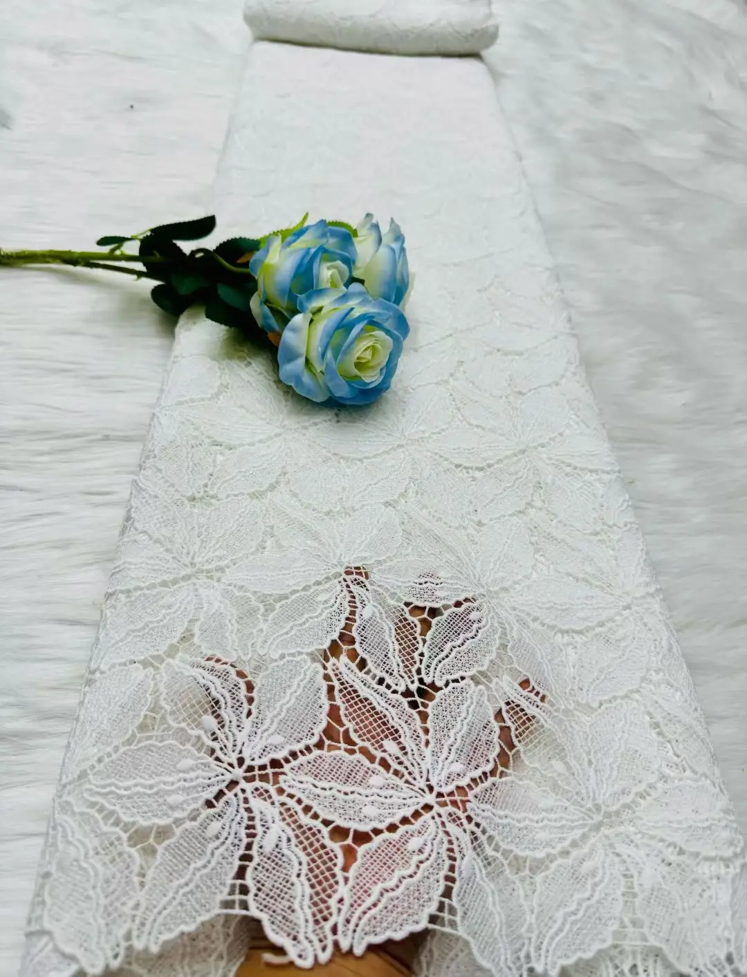 

White African Lace Fabric Nigerian GuipureEmbroidered Bridal Gown Material Soft Cord Damask For Wedding Party Dress Sewing M10-1