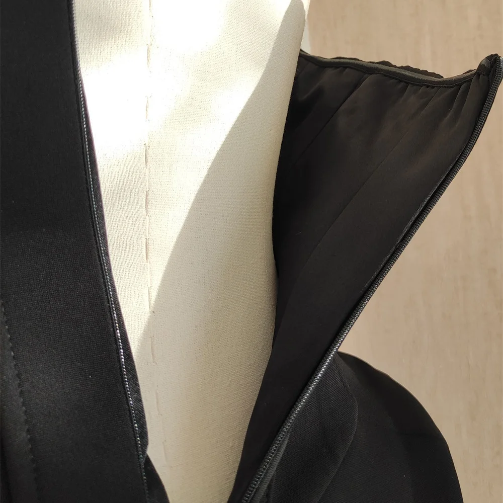 2025年冬 レディース チューブドレス サテン パネル コルセット セクシー レディースドレス y2k 服 新ファッション 高品質 パーティー ミニスカート ブラ