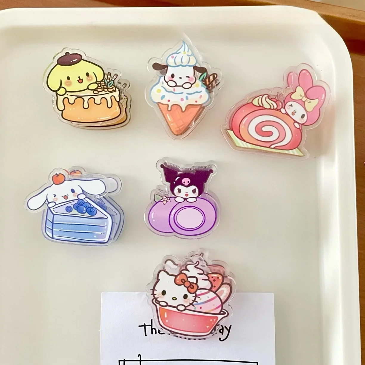 

Sanrio Kawaii Sealing Clamp HelloKitty MyMelody Kuromi Cinnamoroll Anime Cartoon Sticky Note Holder A Gift for My Classmates