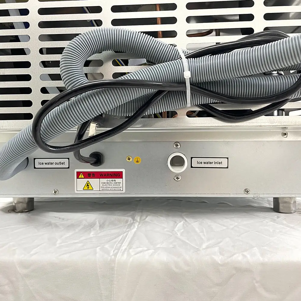 آلة صنع الثلج 120 كجم آلة صنع مكعبات الثلج الأوتوماتيكية آلة صنع الثلج التجارية بسعر الأعمال الإيطالية