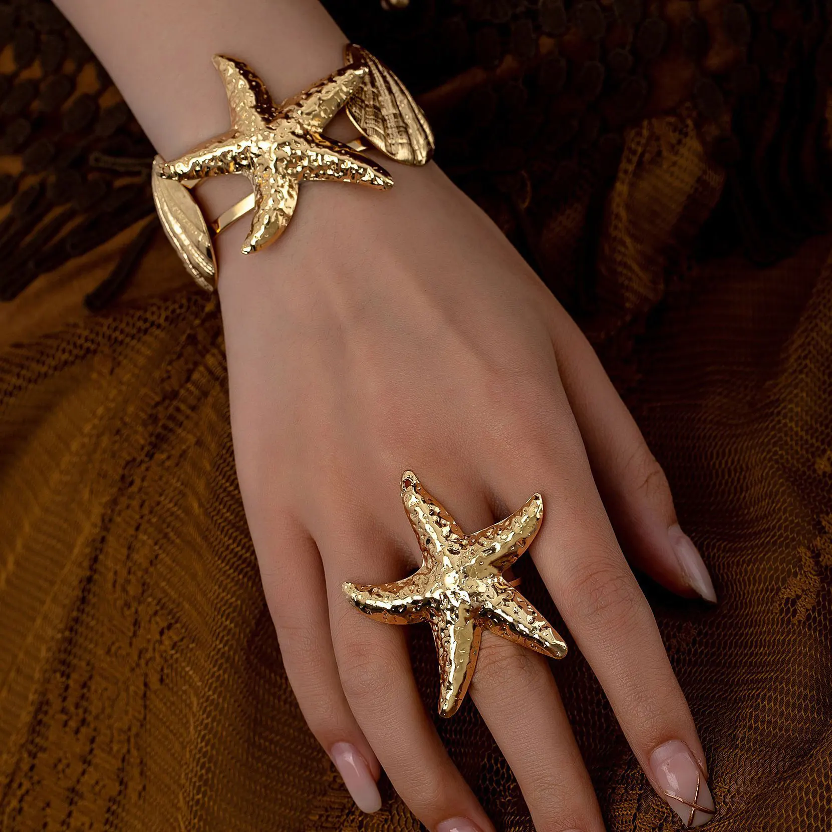 Gold Necklace Exaggerated Modeling Personalized Starfish Shell Necklace Color Preservation Designers Fashion Designed