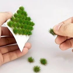 32 clumps/pack Static Grass Tuft Model Grass Tufts Terrain Model Kit Resin Static Scenery Model, Fake Moss Grass for Train Lands