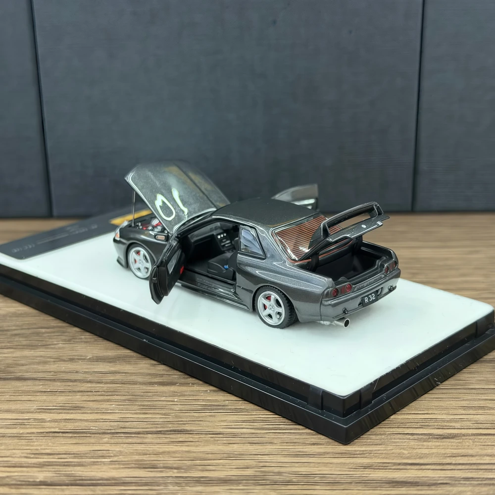 مخزون جاهز PGM 1/64 R32 MetallicGrey Diecast إصدار محدود سبيكة نموذج سيارة قابل للجمع مفتوح بالكامل #5