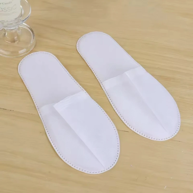 

10/30Pairs Disposable Portable Slippers White Non-woven Anti-slip Slippers Men Women Unisex Suitable For Travel Business Hotel