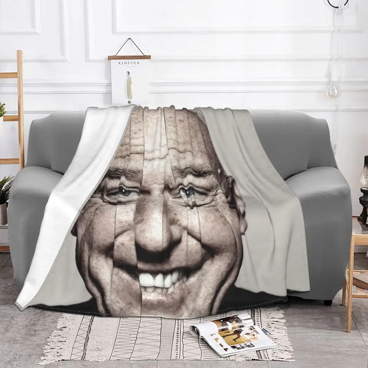 Hank Schrader Dean Norris Happy Face Anime Knee Blanket Couple Blankets Blankets And Blankets Throw Blanket