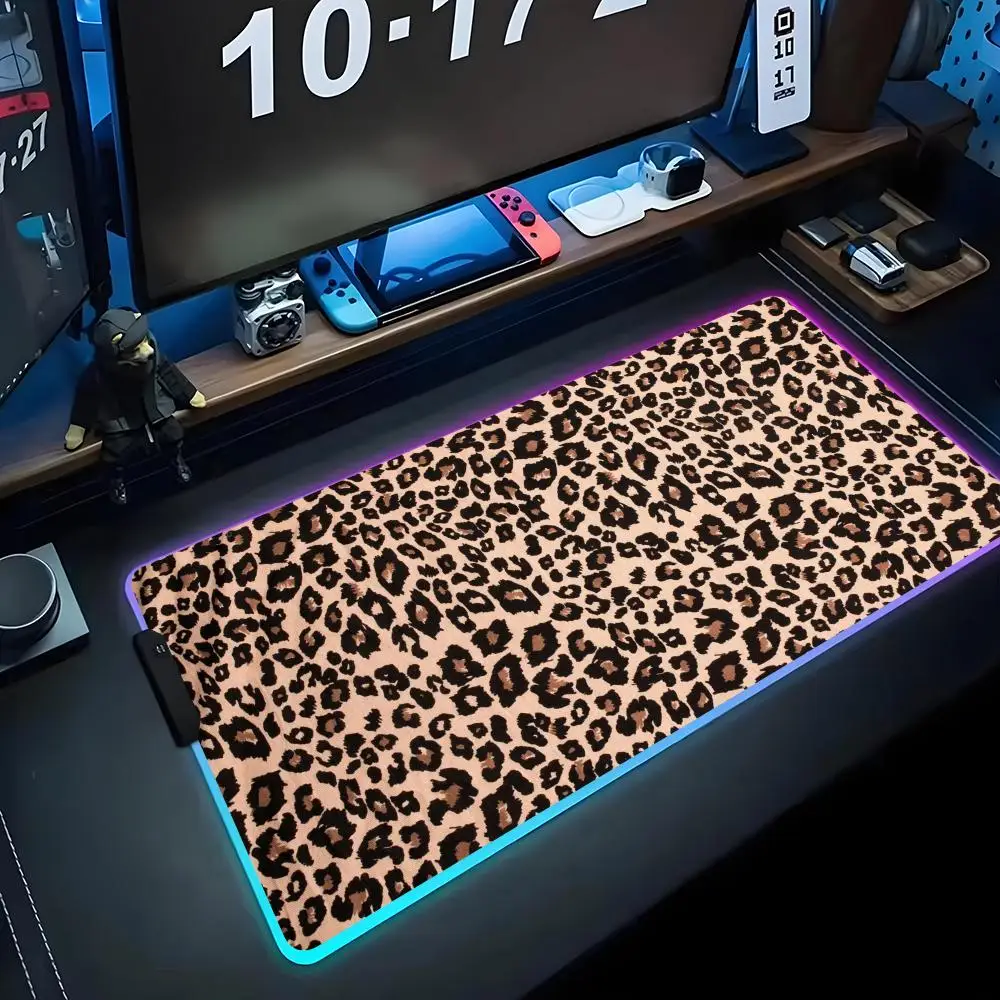 

leopard print Mouse Pad RGB Gaming Mousepad Big LED Pad PC Desk Mat Luminous Mouse Pad Large Keyboard Mats Table Rug With