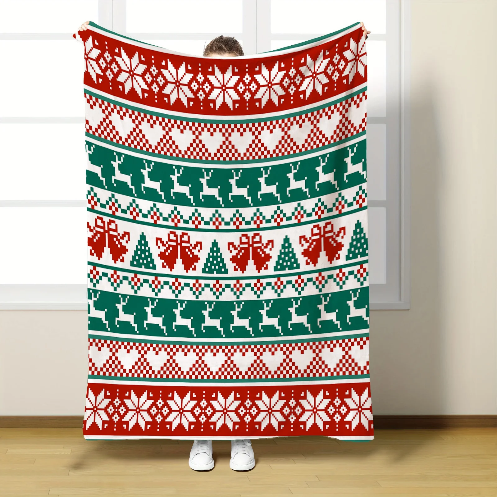 Christmas Creative Throw Blank - огляд і ціна Christmas Throw Blanket