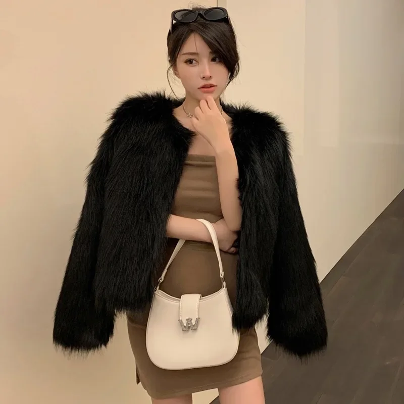 Winter Women's Faux Fur Casual Snowsuit Long Sleeve Loose New Korean Jacket Fashion Female Female Clothing Sales Fur Coat Women