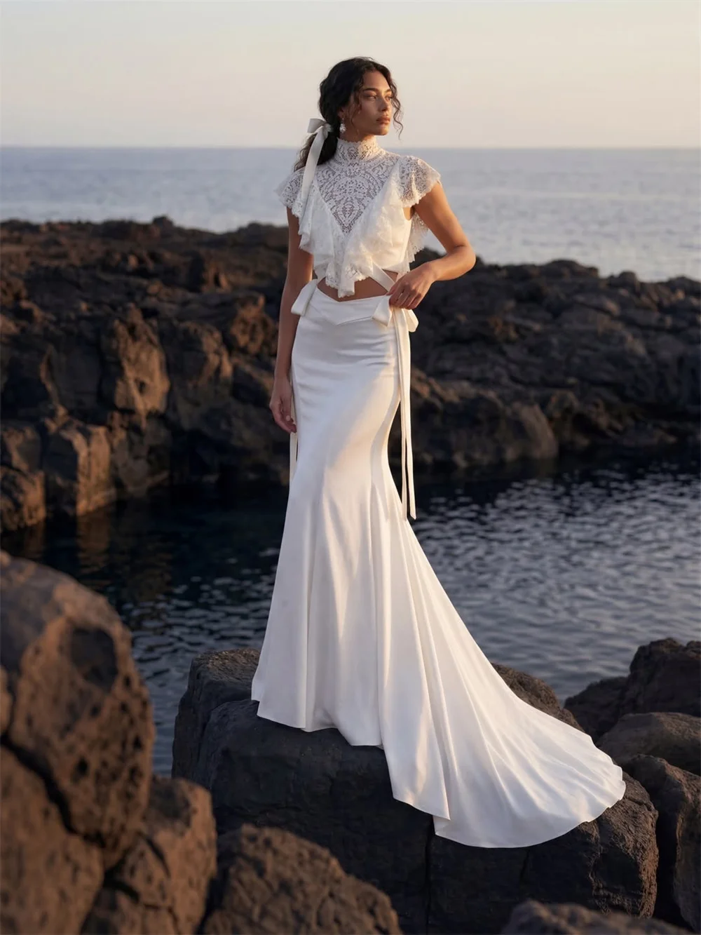 Tokyo Custom White Lace High Neck Wedding Dress Cap Sleeve Satin Mermaid Wedding Gown Beach Bridal Formal Evening Wear