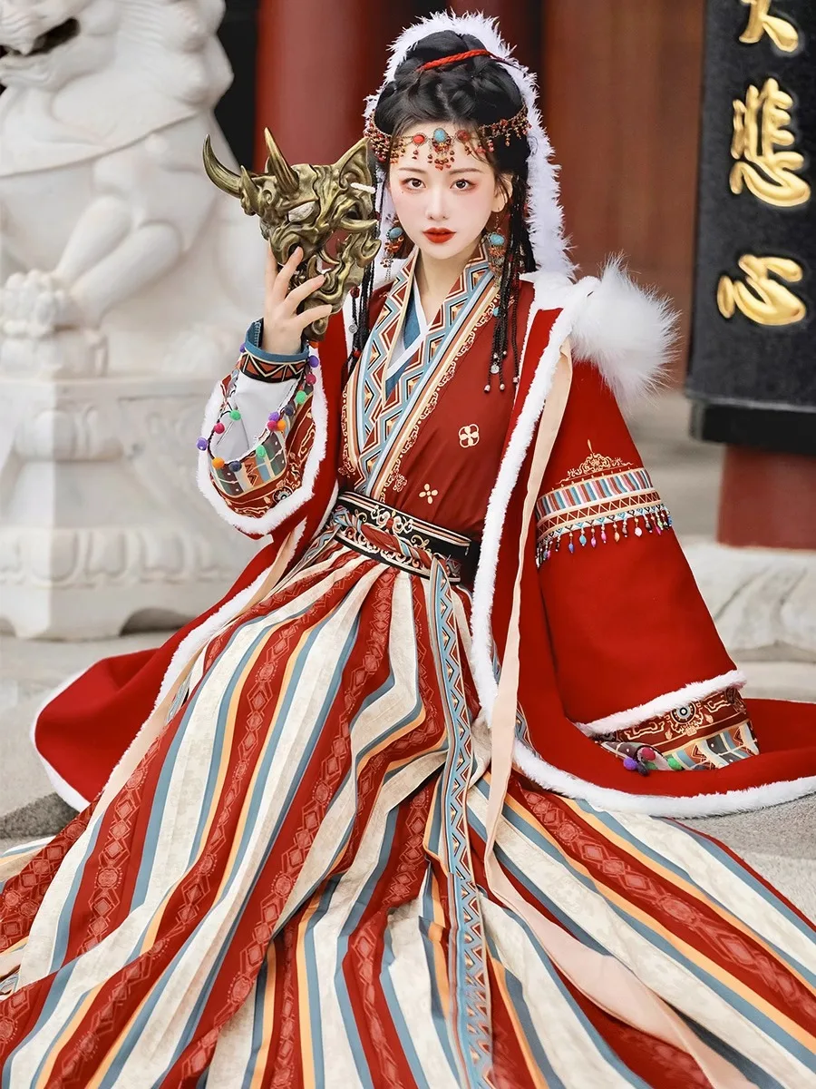 Hanfu กระโปรงหน้าม้าสำหรับผู้หญิงเสื้อสีแดงแขนใหญ่รูปทรงปิปาชุดจีนโบราณ