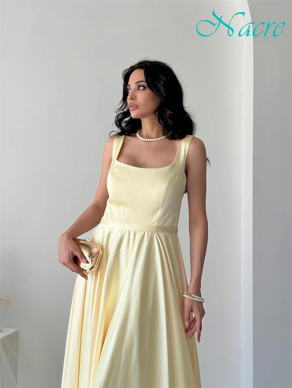 

Customized Elegant Satin Square Collar Evening Dress Delicate Sleeveless Prom Dresses Luxury Sweep Train Special Occasion Gowns