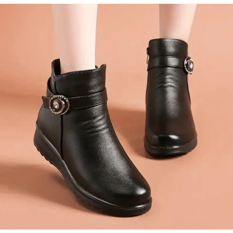 

Новые кожаные женские ботинки, зимние женские зимние ботинки из натуральной кожи на толстой шерстяной подкладке, женская зимняя обувь большого размера