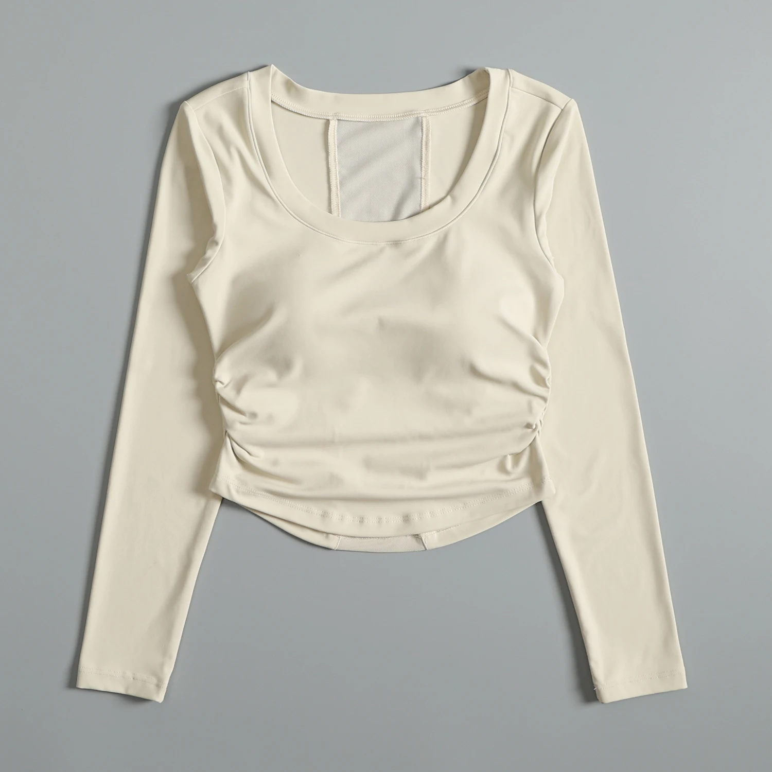 Odzież do jogi dla kobiet 2025 nowy styl z wkładkami na biust długi rękaw jesień i zima trening Pilates topy sportowe do biegania