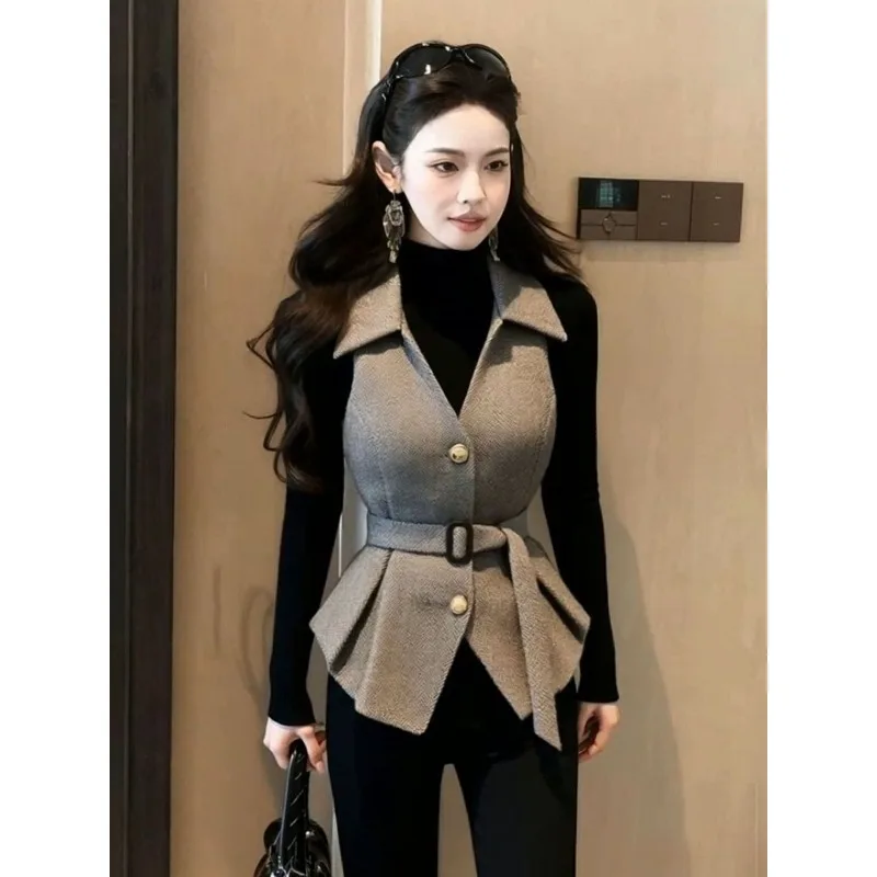 

Этот год Новый жилет обязательно нужно хит это супер милый и стильный Черный внутренний слой многослойный с комплектом жилета Верхняя одежда