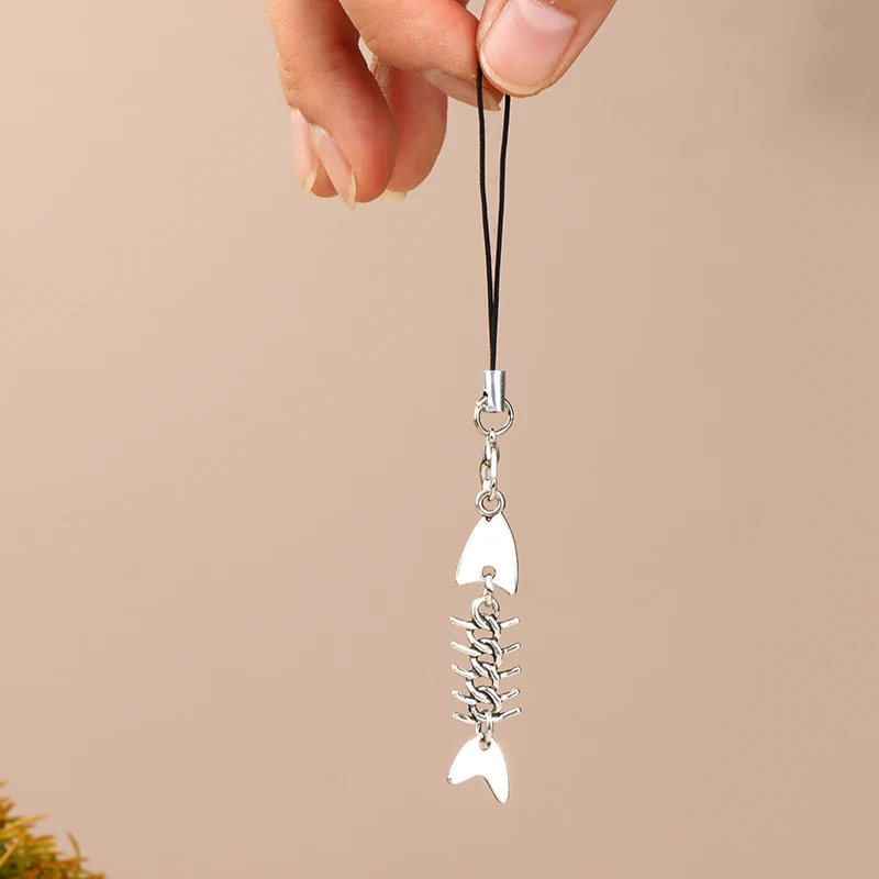 Y2K الإبداعية هيكل السمكة سلسلة هواتف محمولة معدنية عظم السمك الهاتف الحبل الهاتف الخليوي سحر Keycord الملحقات #2