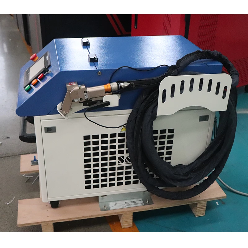 

1000W Hand Held Fiber Laser Cleaning Machine Rust Oil Painting Surface Laser Cleaner Cleaning Machine