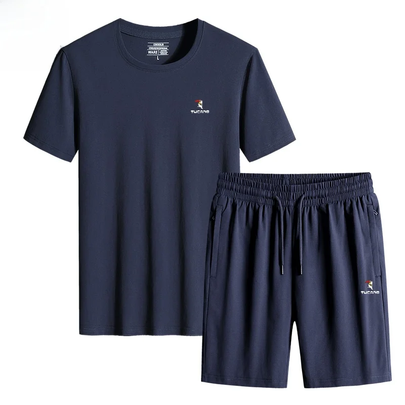 

Летний тонкий спортивный костюм Tucano из хлопка и полиэстера для мужчин: футболка и шорты, свободный крой, повседневный стиль...