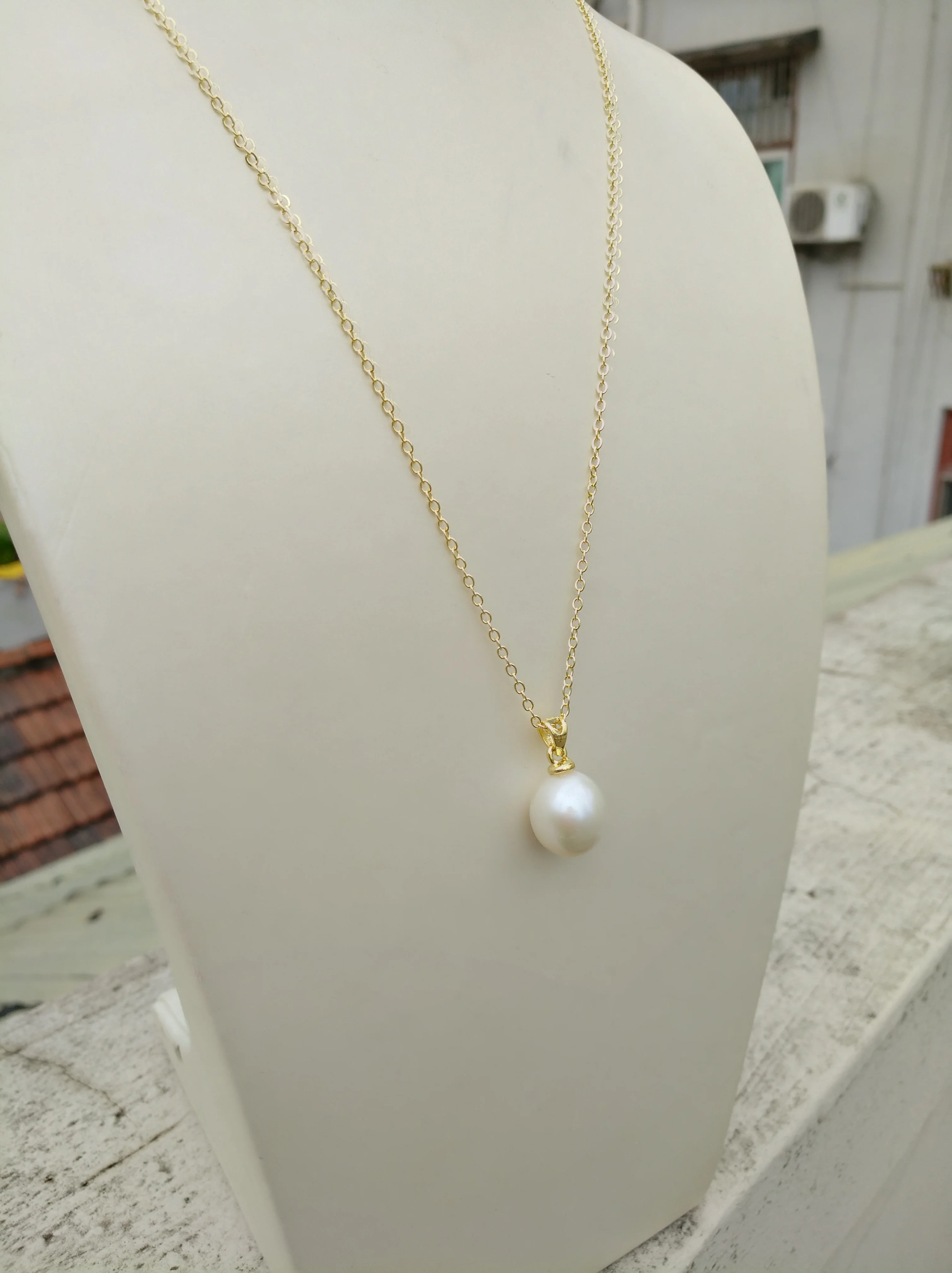 Exceptional Classic Genuine AAA+ 10x12mm South Sea White Pearl Pendant Necklace Apply Any Occasion