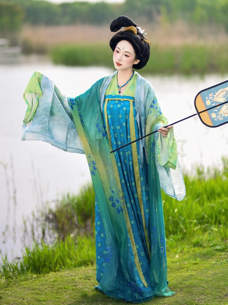 Chinese Hanfu Dress Women Costume Traditional Vintage Tang Dynasty Embroidery Gradient Blue Hanfu Costume Plus Size XL  Elegant