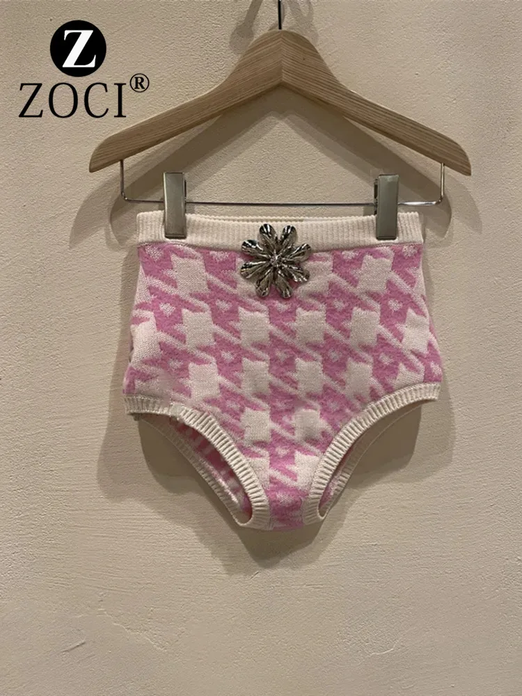 

[ZOCI] 2024 Women Summer New Bird Check Briefs Ultra-short Flower Embellishment Knitted Shorts