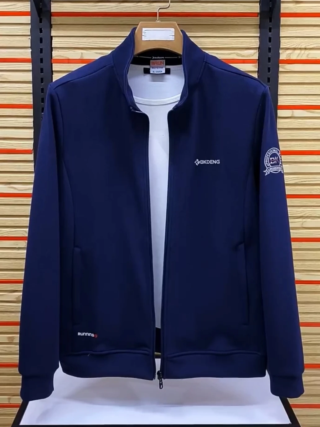 

Busin Casual Men's Jaet T2279 Spring Autumn Comfortable No Ironing Trendy Spor Versatile Outerwear for Youth