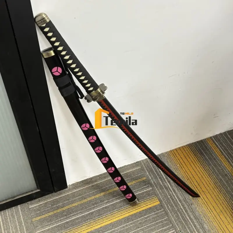 104cm Anime Wooden Sword One Piece Roronoa Zoro Trafalgar Law Model Costume Fancy Dress Party Cosplay Accessories