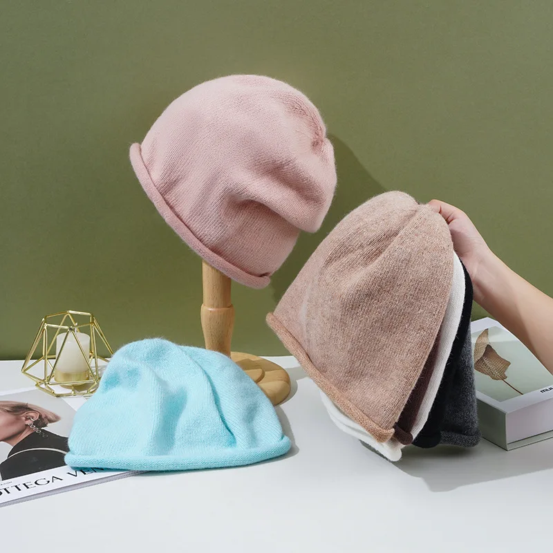 หมวกไหมพรมสีเทาเนื้อนุ่มยืดหยุ่น รุ่นใหม่ปี 2026 แฟชั่นสำหรับผู้ชายและผู้หญิง ฤดูใบไม้ร่วง ฤดูหนาว หมวกบีนนี่ทรงหลวม อุ่นสบาย ใส่ได้ทั้งชายและหญิง ทรงโอเวอร์ไซส์ สไตล์ลำลอง