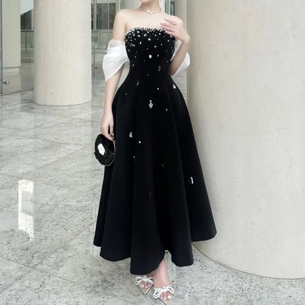 

Customized Black Strapless Draped Jersey Evening Dress Contrast Color Crystal A-line Party Gown Sleeveless Tea-Length Prom Dress