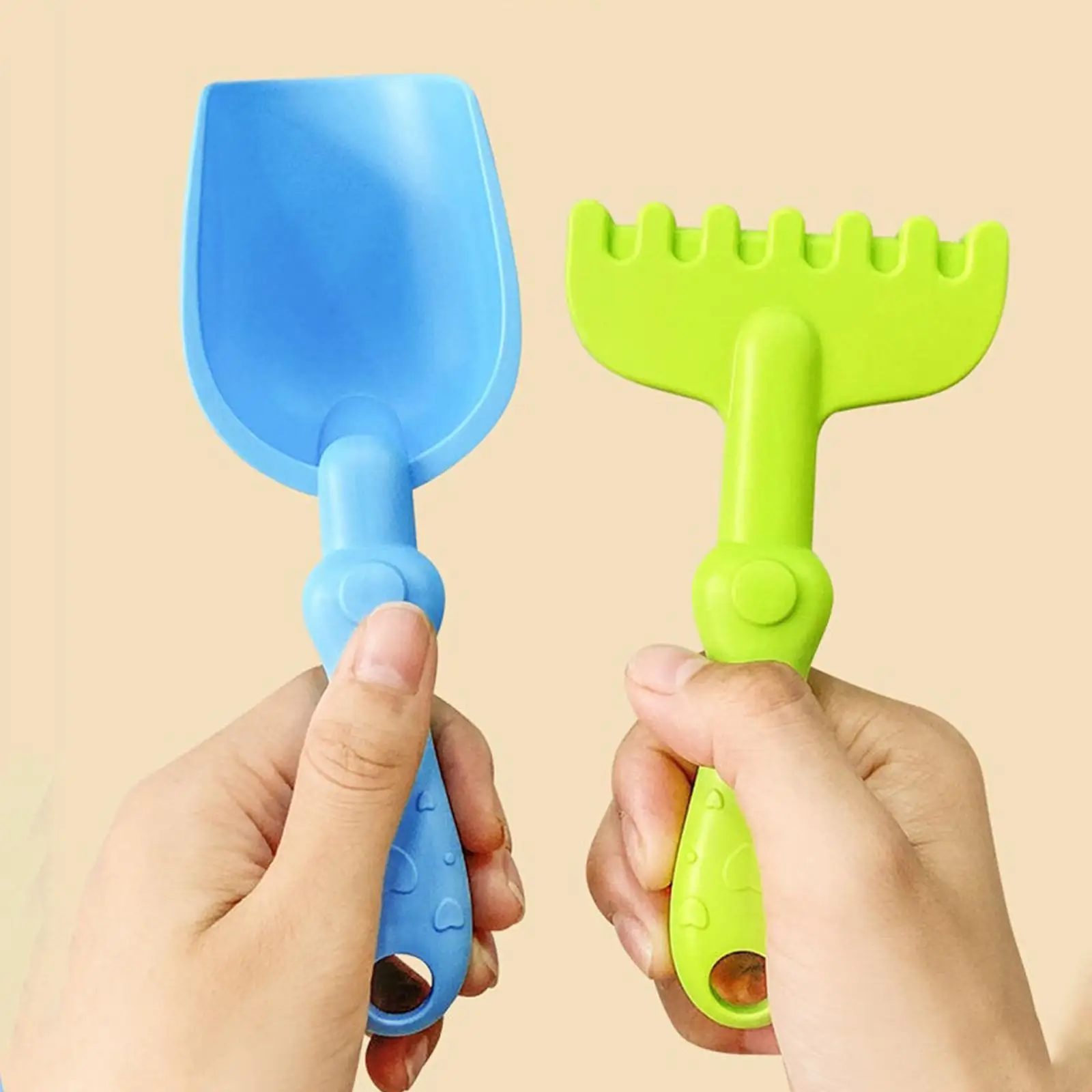 Outdoor Beach Toy Set for Children with Sand Bucket Shovel Rake Spoon for Summer Vacation Park Play Learning Motor Skills