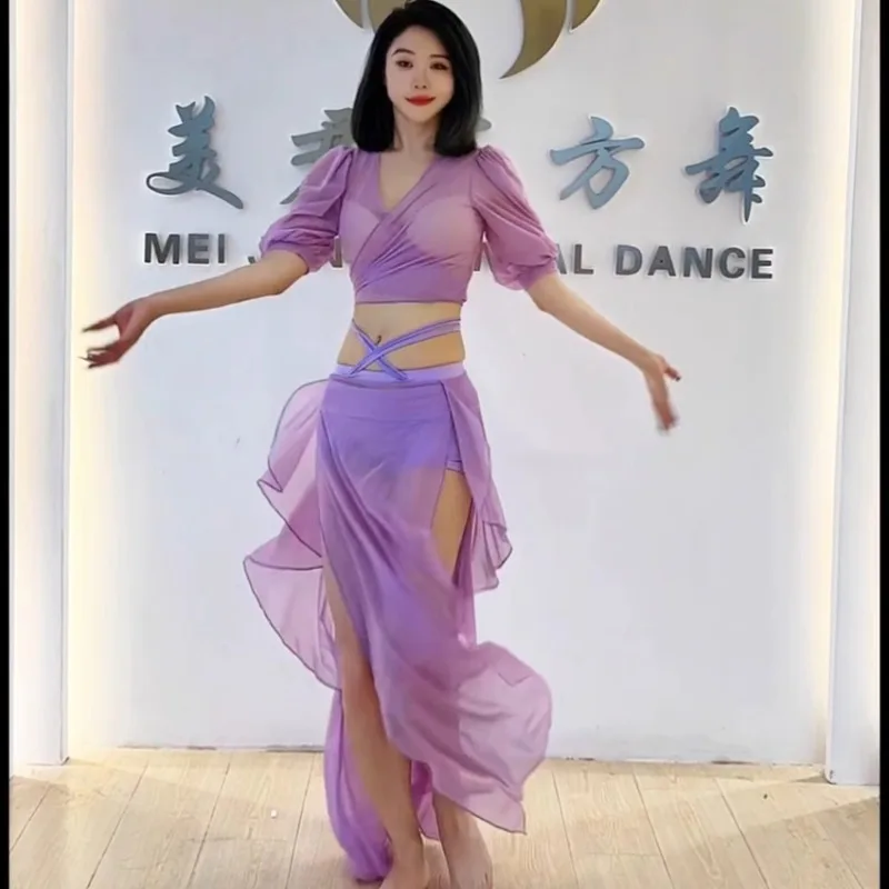 

Индивидуальные костюмы для танца живота Swegal, сетчатый топ с рукавами-фонариками, кружевная длинная юбка с двойным разрезом, фиолетовая индийская одежда для новичков, женская одежда