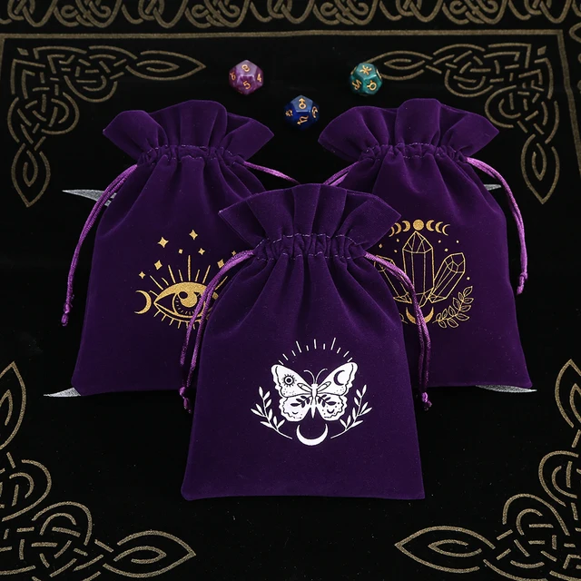 1 szt. Tarot do przechowywania aksamitna torba ze sznurkiem zamszowa kieszonka gra planszowa pakiet do haftowania kart czary dostarcza dla ołtarza pudełko na karty tarota