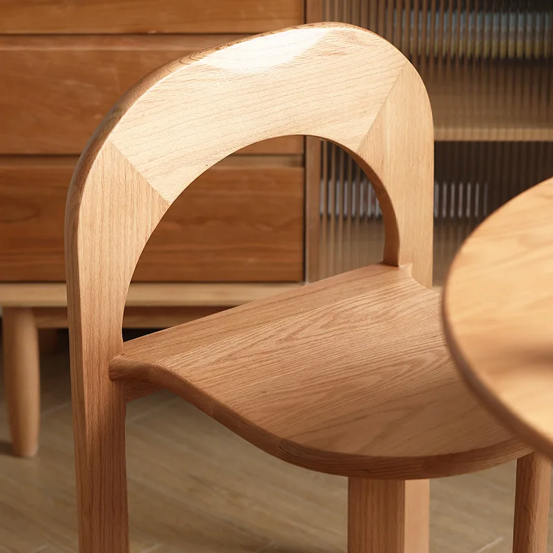 

Scandi Solid Wood Dining Chair - Mid-Century Modern Horned Armchair for Home & Coffee Shop, Designer Statement Furniture Muebles
